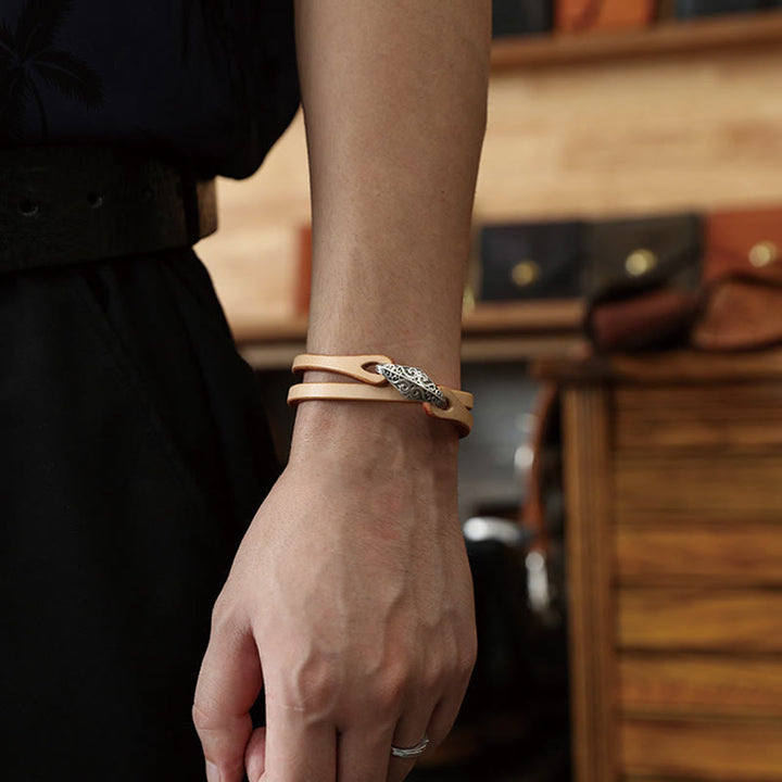Pulsera de cuero con protección de múltiples vueltas en plata de ley 925 con Buddha Stones