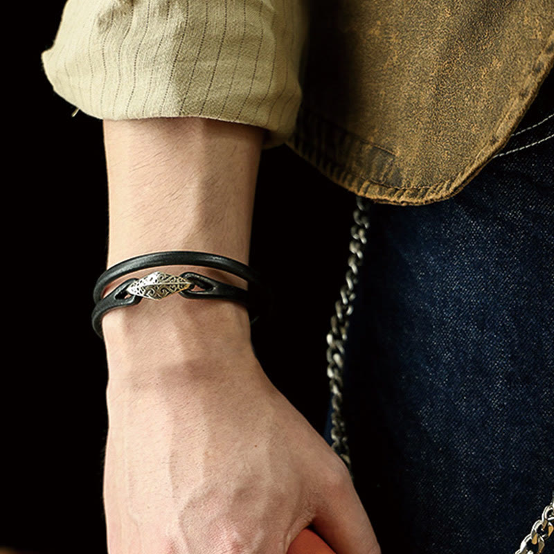 Pulsera de cuero con protección de múltiples vueltas en plata de ley 925 con Buddha Stones