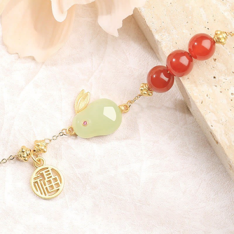 Pulsera con hebilla de cadena con símbolo de la suerte de conejo y jade hetiano con cuentas de ágata roja y Buddha Stones