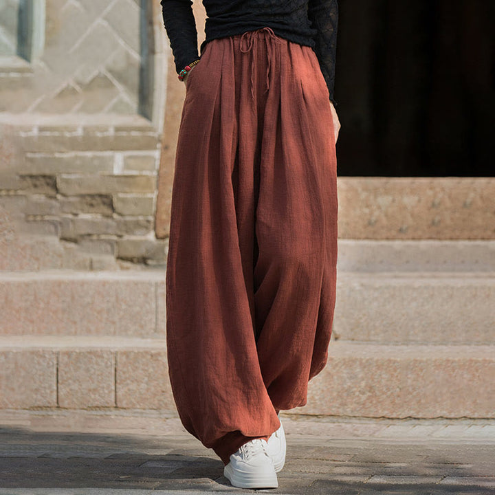Pantalones casuales de algodón ramio con bolsillos y cintura holgada con lazo para mujer de Buddha Stones