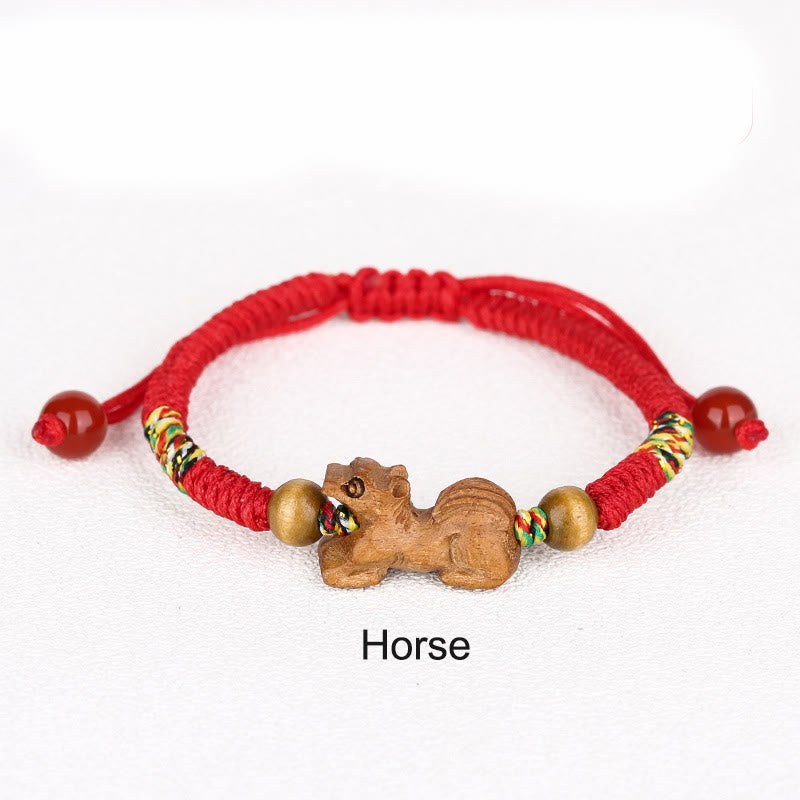 Pulsera de la suerte hecha a mano con hilo rojo del zodíaco chino y Buddha Stones en madera de durazno