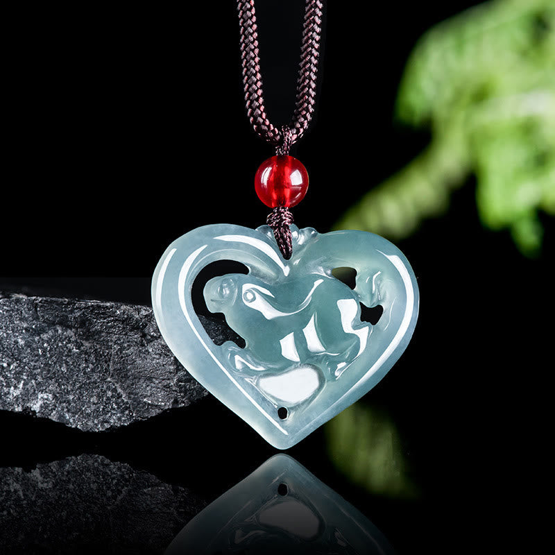 Collar con colgante de conejo y corazón de jade natural con Buddha Stones y suerte