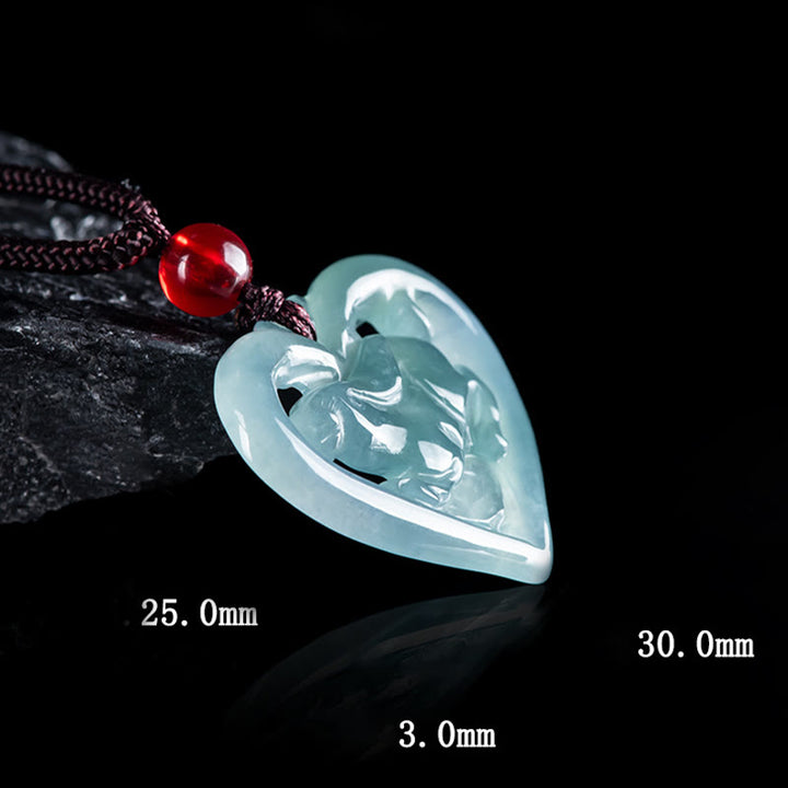 Collar con colgante de conejo y corazón de jade natural con Buddha Stones y suerte