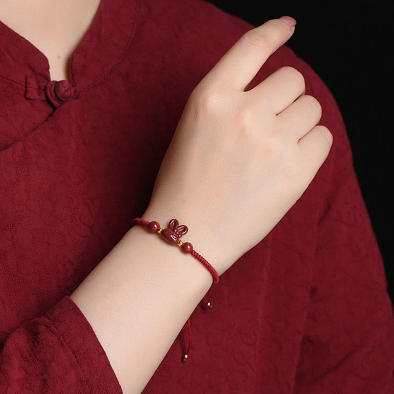 Pulsera de cuerda roja hecha a mano con Buddha Stones, cinabrio, zodíaco chino, conejo de la suerte