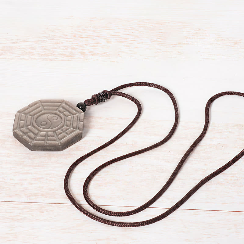 Collar con colgante de protección con símbolo Bagua Yin Yang, obsidiana y Buddha Stones con brillo plateado - image 4