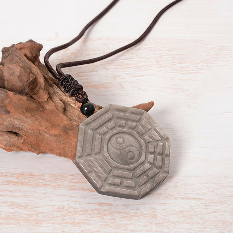 Collar con colgante de protección con símbolo Bagua Yin Yang, obsidiana y Buddha Stones con brillo plateado - image 3