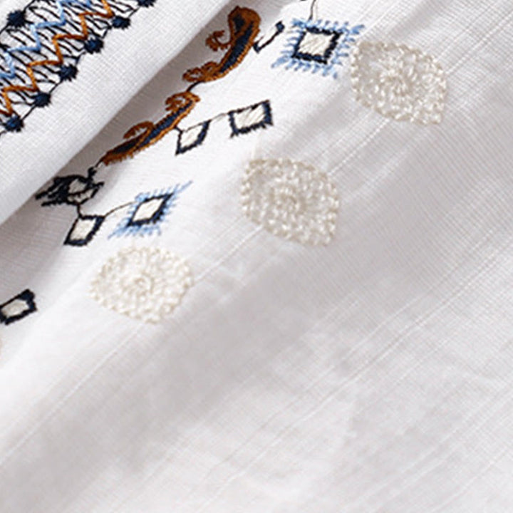 Camisa informal de manga corta con cuello en V y diseño bohemio de flores bordadas con Buddha Stones para mujer. - image 4