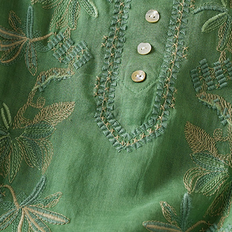 Camisa de algodón de manga corta con cuello en V y diseño de plantas bordadas informales con Buddha Stones para mujer
