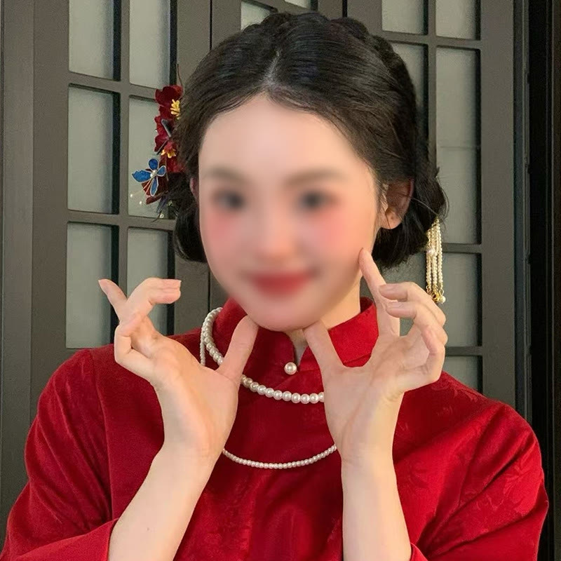 Horquilla para el pelo con diseño de mariposa y flores rojas con piedras de Buddha Stones para bodas chinas