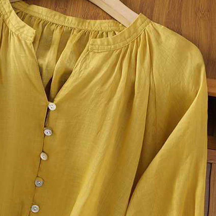 Camisa de lino y algodón con mangas tres cuartos y cuello en V con múltiples botones y una hilera de botones para mujer de Buddha Stones - image 3