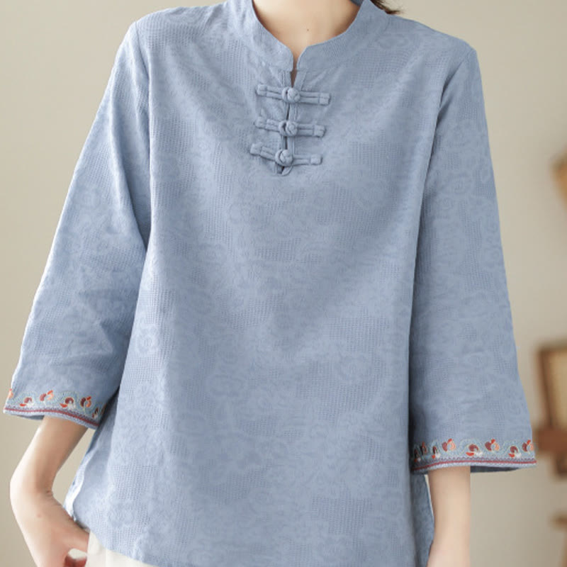 Camisa de lino y algodón con mangas tres cuartos y cuello redondo para mujer con diseño informal de jacquard y botones de rana de Buddha Stones - image 19