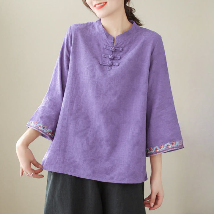 Camisa de lino y algodón con mangas tres cuartos y cuello redondo para mujer con diseño informal de jacquard y botones de rana de Buddha Stones - image 23