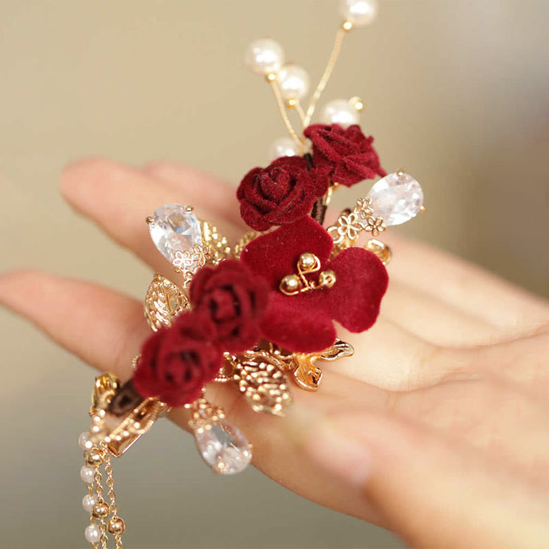Pinza para el pelo con borlas laterales de estilo chino retro con flores de camelia roja y piedras de Buddha Stones