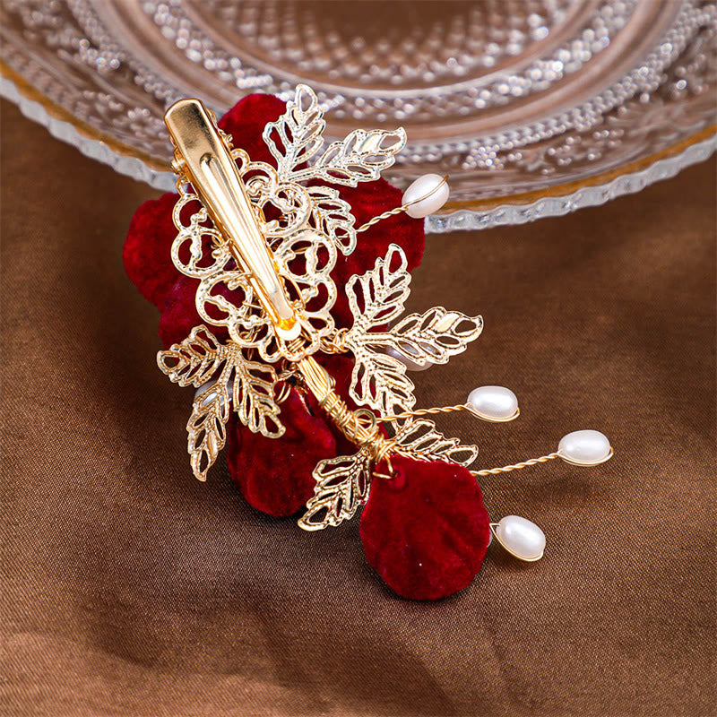 Pinza para el pelo lateral con camelia roja vintage de Buddha Stones