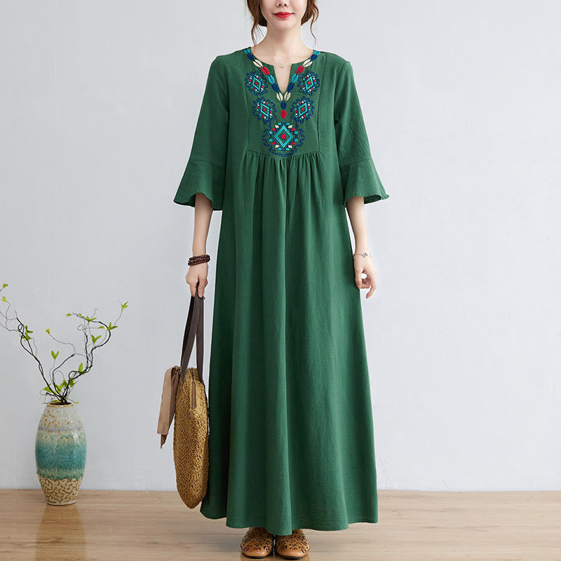 Vestido midi informal de lino y algodón con cuello en V y mangas tres cuartos con estampado floral bordado de Buddha Stones - image 18