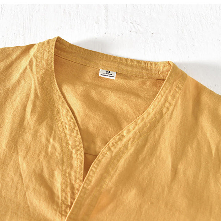 Camisa de verano para hombre de algodón y lino con cuello alto y manga corta, con medio botón, de Buddha Stones - image 14