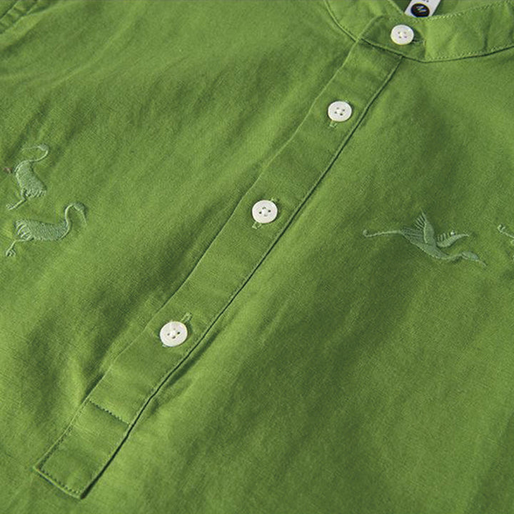 Camisa de hombre de lino y algodón con cuello alto y medio botón, con bordado suave de Buddha Stones y patrón de grulla