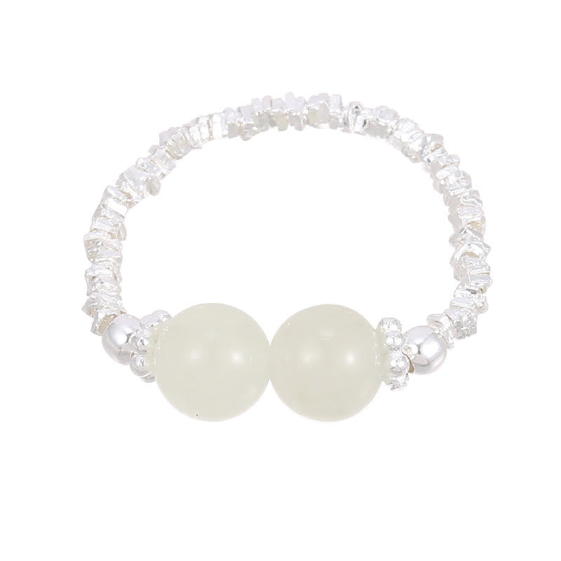 Anillo elástico de la suerte con cuentas pequeñas de jade hetiano natural de plata de ley 925 con Buddha Stones