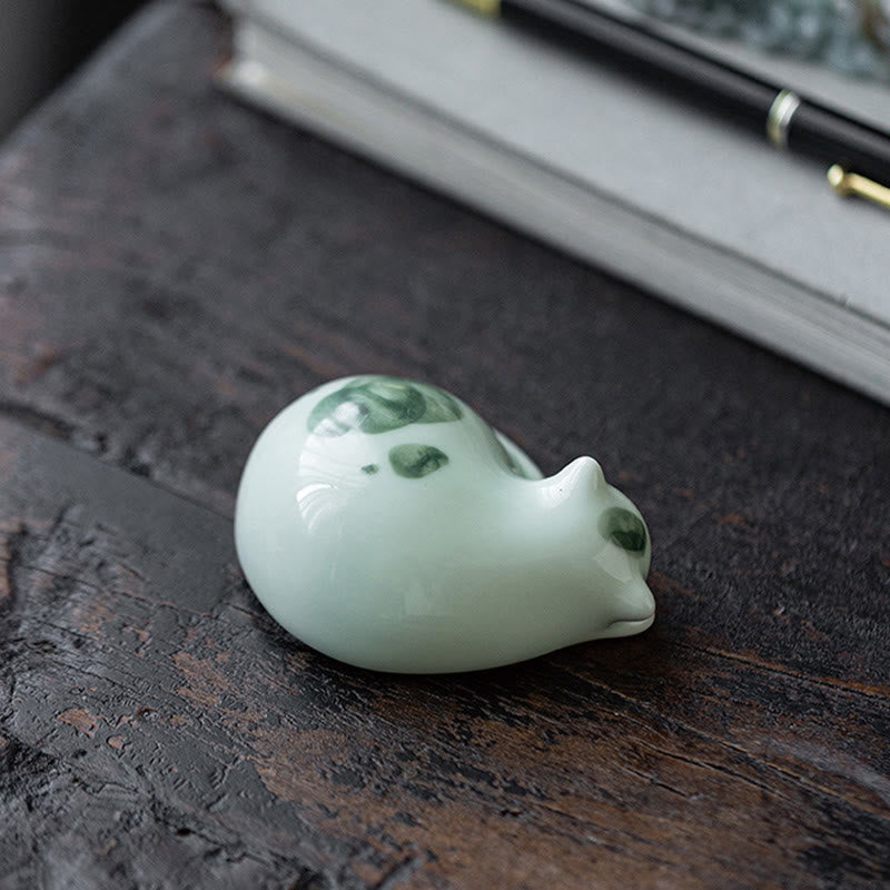 Figura decorativa de cerámica con forma de gato durmiendo de pie, con Buddha Stones y un adorable gatito de la suerte. - image 20