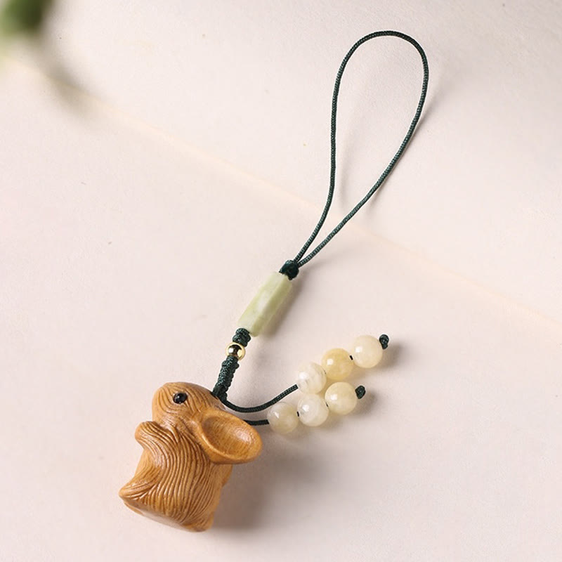 Llavero con colgante para teléfono, diseño de conejo de la suerte, con forma de sándalo rojo, con forma de hoja pequeña y piedras de Buddha Stones.