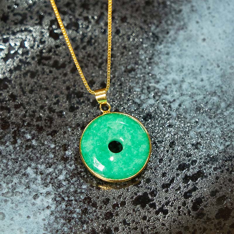 Collar con colgante de jade cian natural con Buddha Stones y hebilla de paz para la suerte y la curación