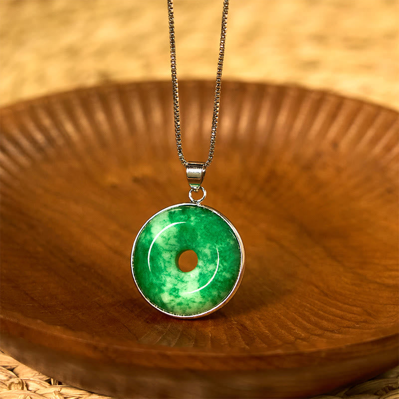 Collar con colgante de jade cian natural con Buddha Stones y hebilla de paz para la suerte y la curación
