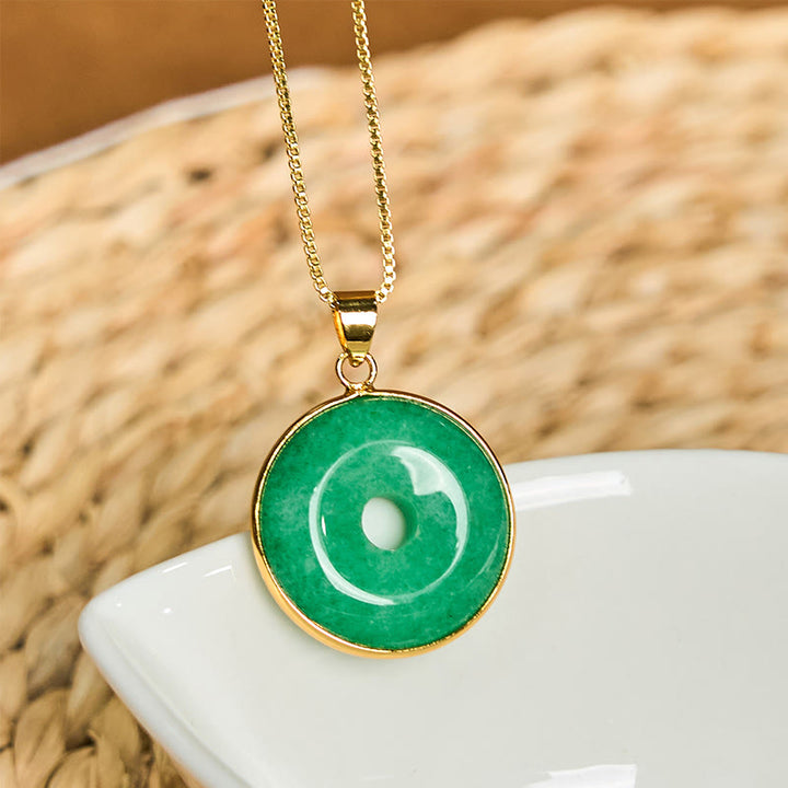 Collar con colgante de jade cian natural con Buddha Stones y hebilla de paz para la suerte y la curación