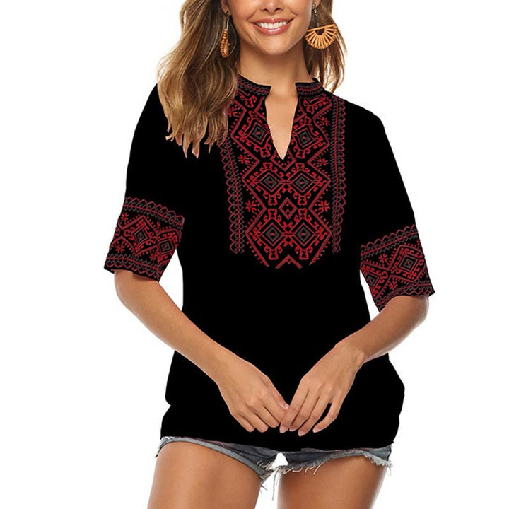 Camiseta de algodón para mujer con cuello en V y media manga con bordado floral bohemio de Buddha Stones