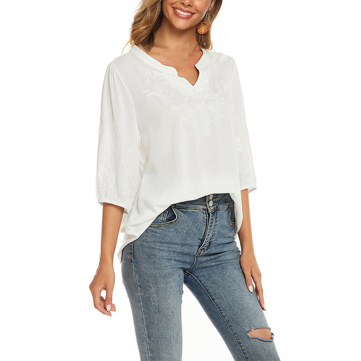 Camiseta informal de algodón con cuello en V y manga tres cuartos con bordado floral de Buddha Stones para mujer