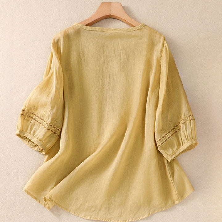 Camiseta de algodón y lino para mujer con diseño floral liso y bordado artístico de Buddha Stones, cuello redondo, manga corta y abullonada - image 13