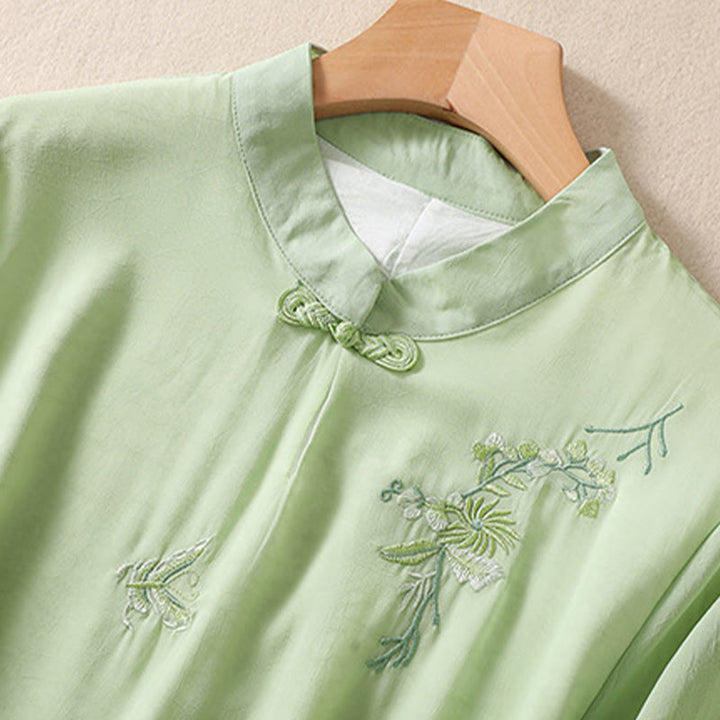 Camisa de mujer con cuello alto, media manga, botones de rana, diseño de Buddha Stones , bordado de plantas y flores