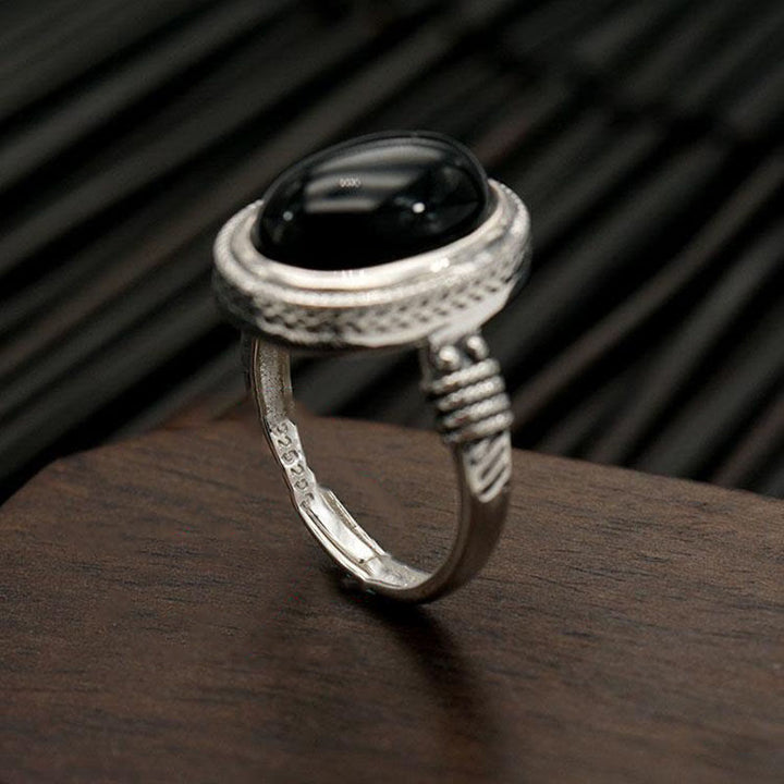 Anillo de protección ajustable de ónix negro natural con Buddha Stones