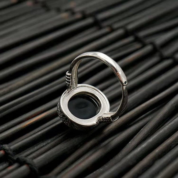 Anillo de protección ajustable de ónix negro natural con Buddha Stones