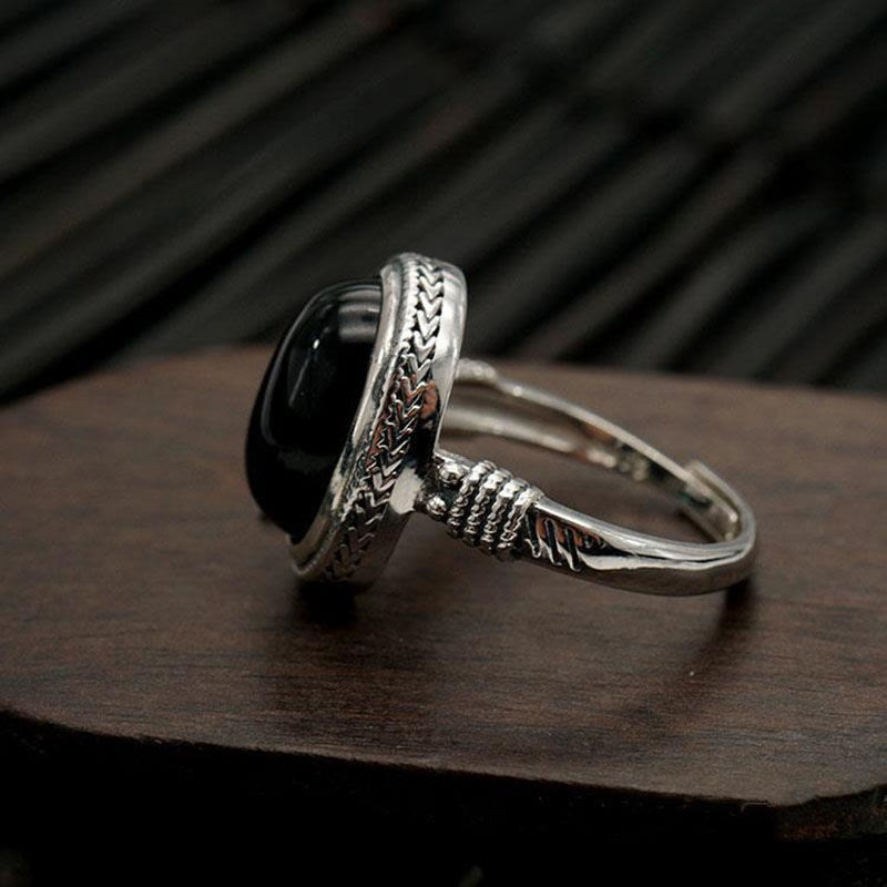 Anillo de protección ajustable de ónix negro natural con Buddha Stones