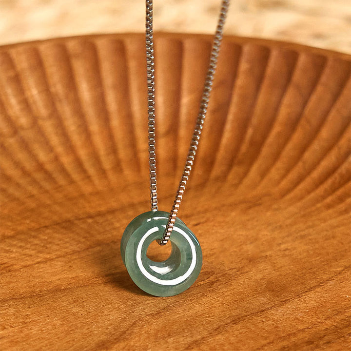 Collar con colgante de prosperidad y doble hebilla de paz de jade y Buddha Stones