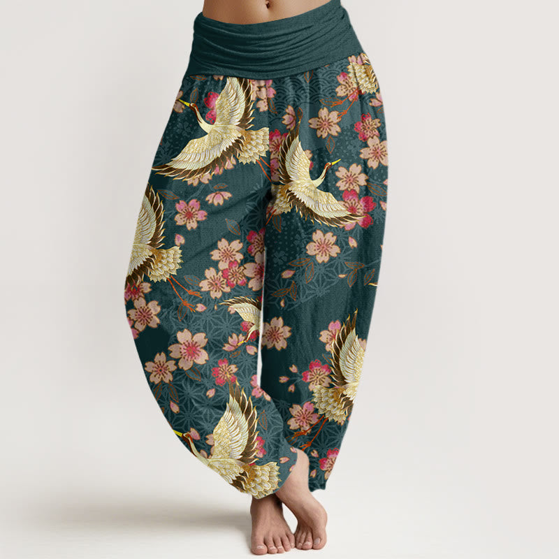 Pantalones harén con cintura elástica para mujer con estampado de flor de melocotón y grulla de Buddha Stones - Verde oscuro - US22，UK/AU26，EU54 (6XL) - image 1
