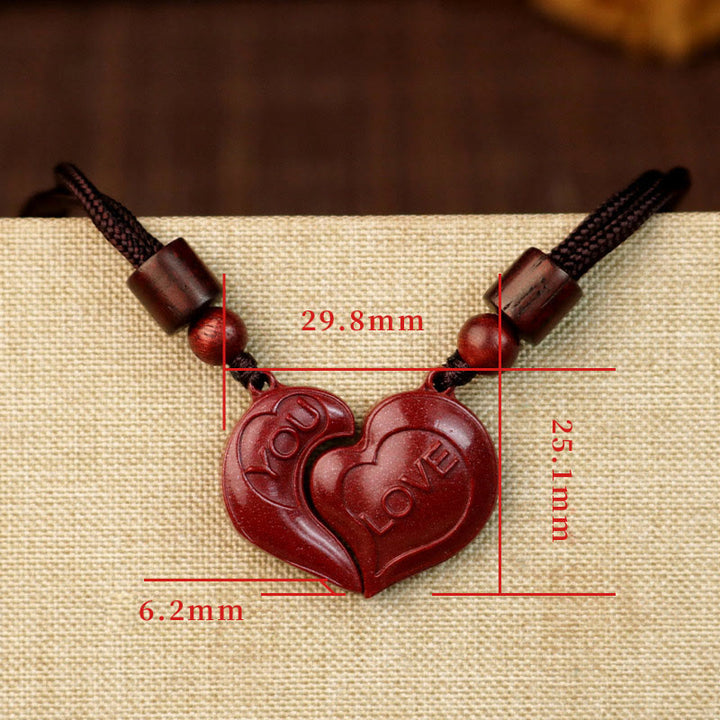 Collar con colgante de pareja de 2 piezas de Buddha Stones con cinabrio natural y corazón de amor con bendición