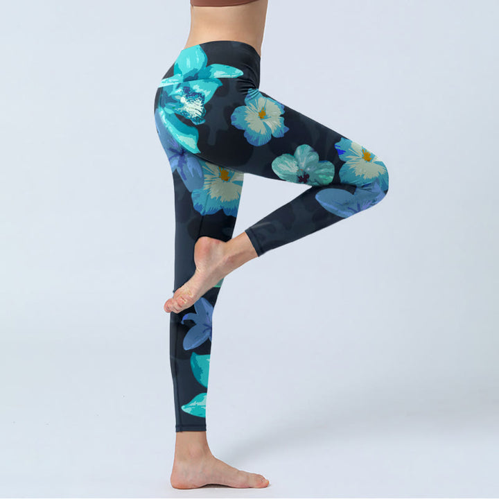 Leggings de yoga para mujer con estampado floral verde y azul de Buddha Stones - image 4