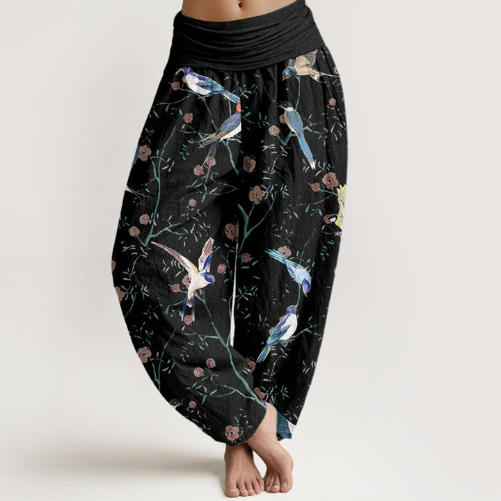 Pantalones harén de cintura elástica para mujer con estampado de pájaros, flores y hojas de Buddha Stones - Negro - US22，UK/AU26，EU54 (6XL) - image 1