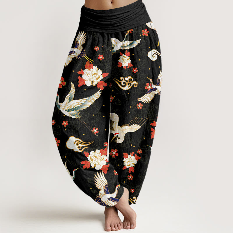 Pantalones harén con cintura elástica para mujer, informales, con estampado de flores de cerezo y peonías de grulla de corona roja y piedras de Buddha Stones - Negro - US22，UK/AU26，EU54 (6XL) - image 1