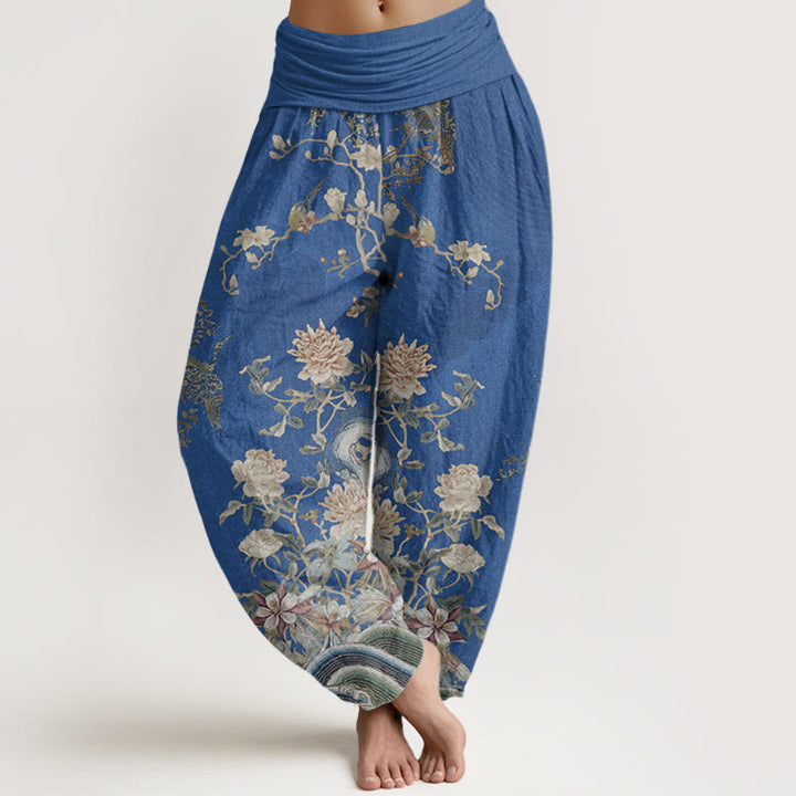 Pantalones harén con cintura elástica para mujer, diseño de pavos reales, flores amarillas y piedras de Buddha Stones - Azul real - US22，UK/AU26，EU54 (6XL) - image 5