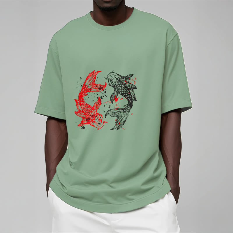 Camiseta con pez koi rojo y negro de Buddha Stones - image 16