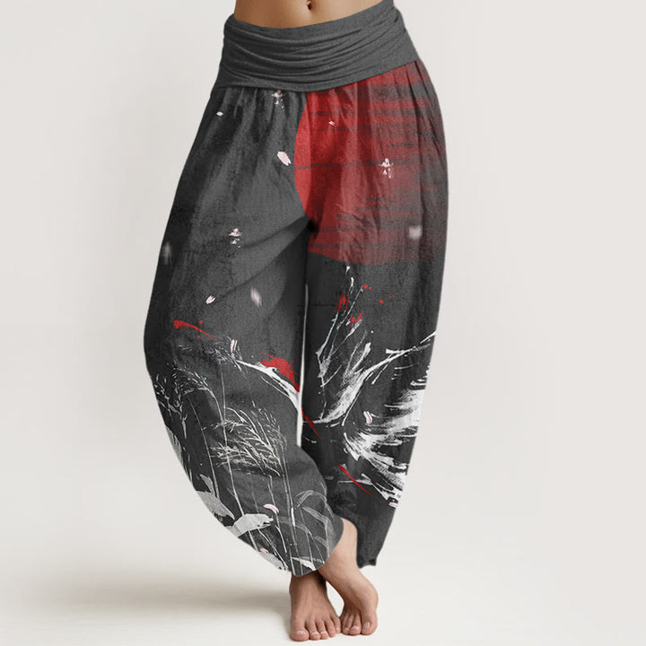 Pantalones harén con cintura elástica para mujer, informales, con estampado de grullas rojas y cañas de corona roja, con Buddha Stones - Negro - US22，UK/AU26，EU54 (6XL) - image 4
