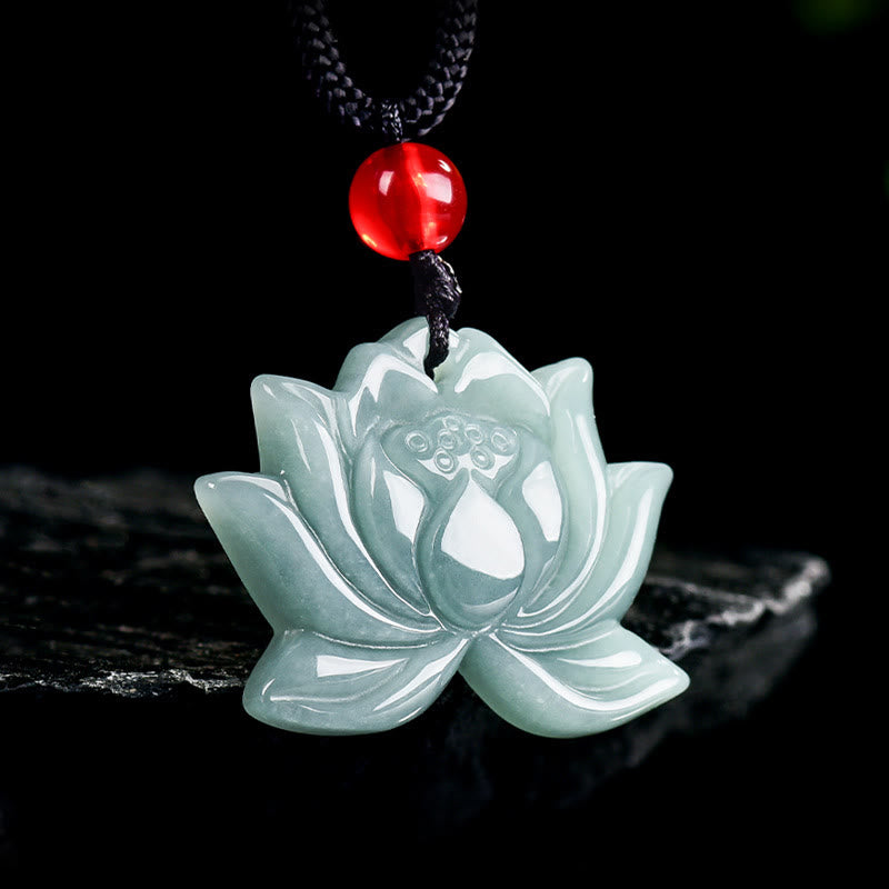 Collar con colgante de prosperidad de jade tallado con diseño de flor de loto y Buddha Stones - Jade (Prosperidad♥Abundancia) - image 1