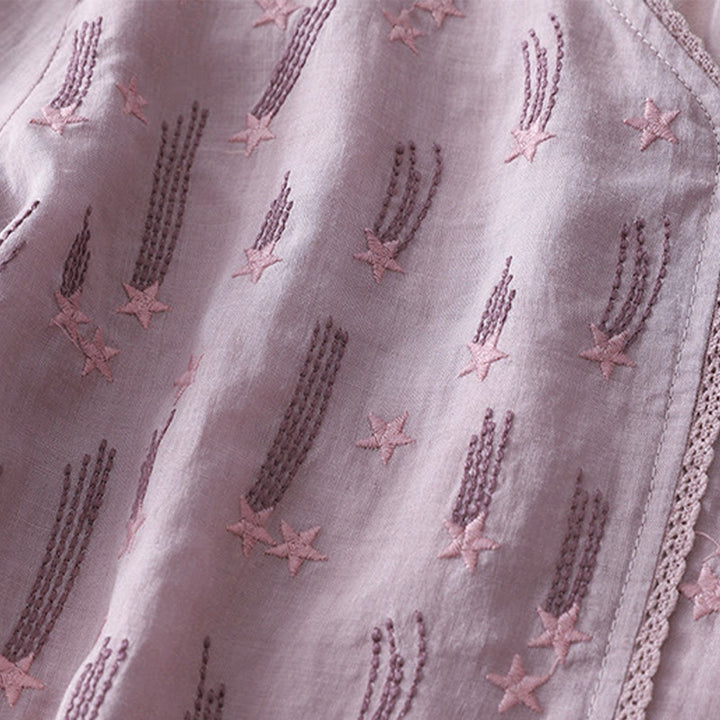 Camisa informal de lino y algodón para mujer con cuello en V, media manga y bordado de estrellas fugaces de Buddha Stones