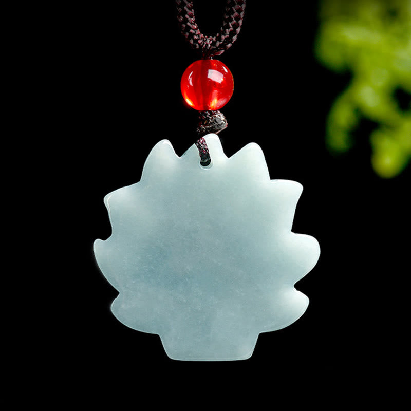 Colgante de zorro de nueve colas de jade verde natural con Buddha Stones