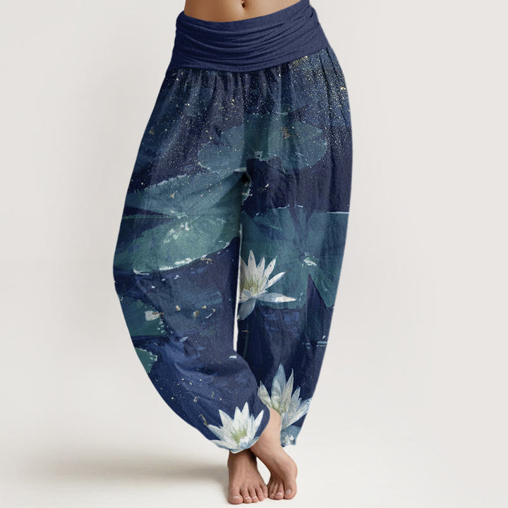 Pantalones harén de cintura elástica para mujer con estampado de hojas de loto en el lago y piedras de Buddha Stones - Azul oscuro - US22，UK/AU26，EU54 (6XL) - image 5