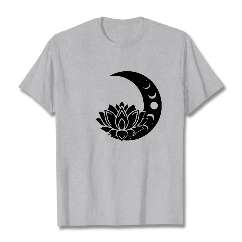 Camiseta con Buddha Stones, luna creciente, flor de loto y sol - Gris claro - 2XL - image 20