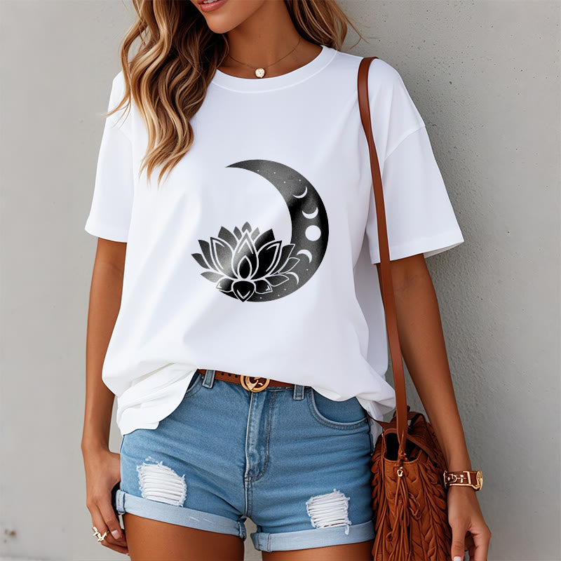 Camiseta con Buddha Stones, luna creciente, flor de loto y sol - image 2