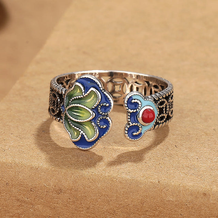 Anillo ajustable con diseño de flor de loto, monedas de cobre y piedras de Buddha Stones con mango de Ruyi.
